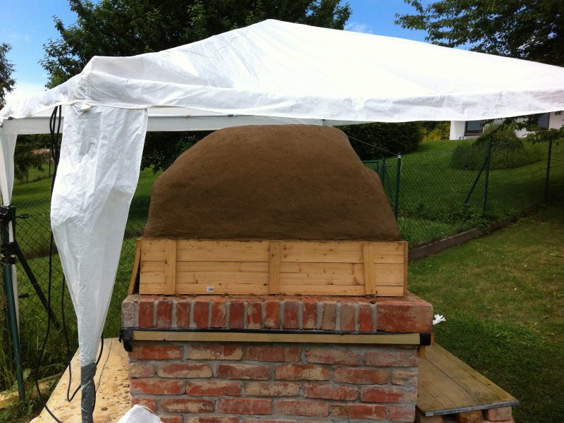 soweit für die Kuppel, jetzt gilt es den Socke anzupassen.