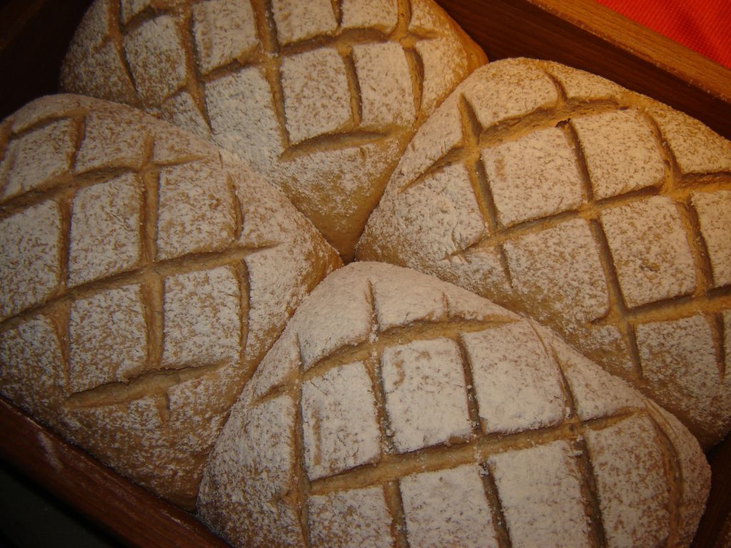 Holzbackrahmenbrot02.jpg