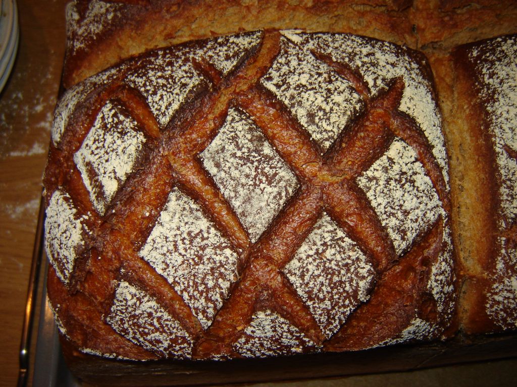 Holzbackrahmenbrot06.jpg