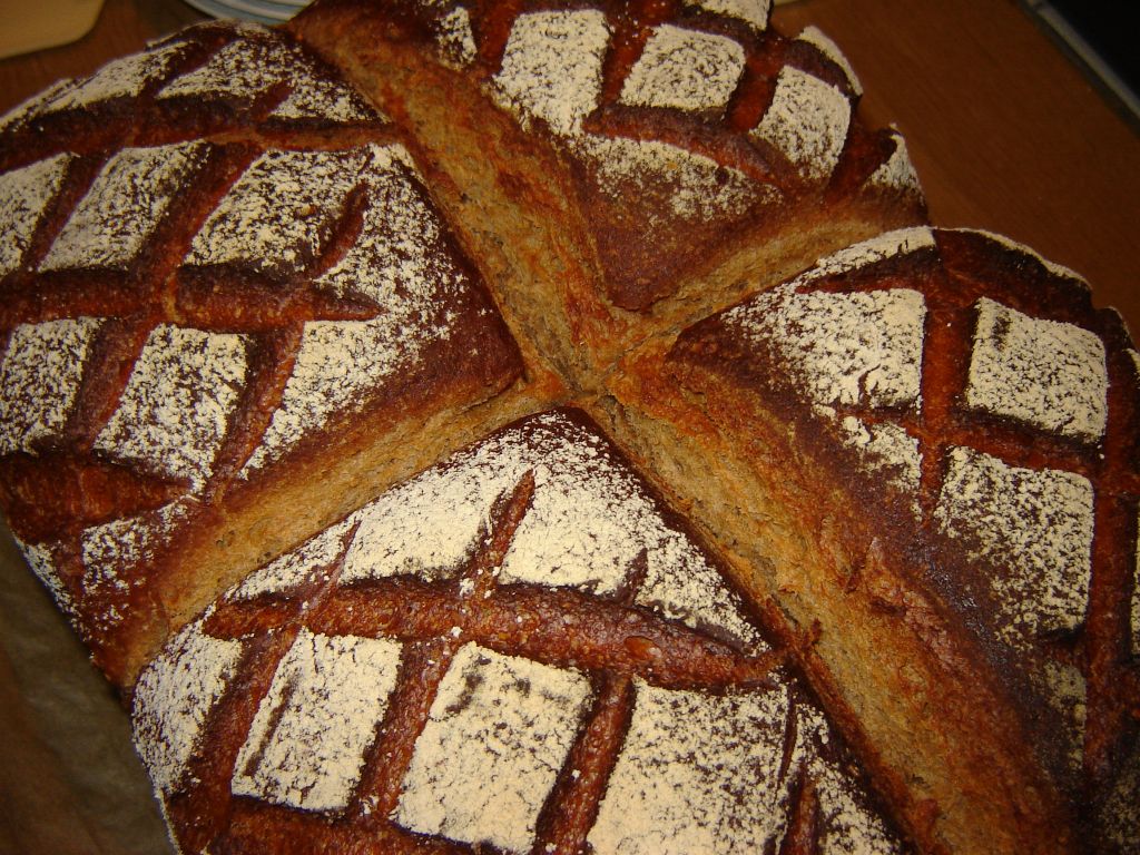 Holzbackrahmenbrot08.jpg