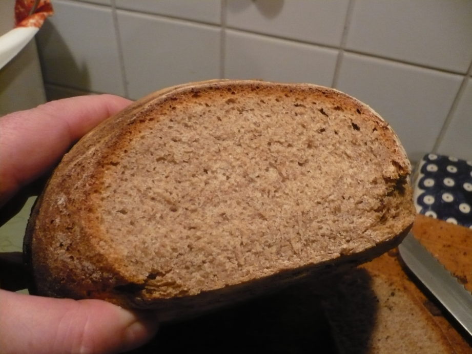 Anschnitt Sauerteigbrot