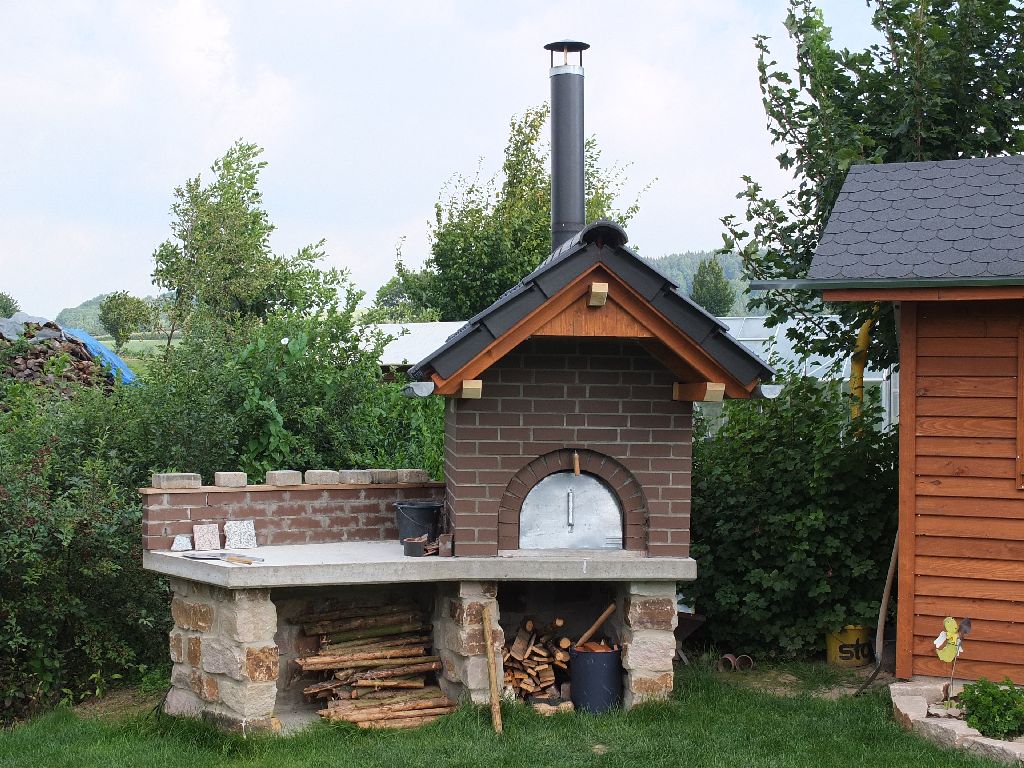 mit geschlossener Tür