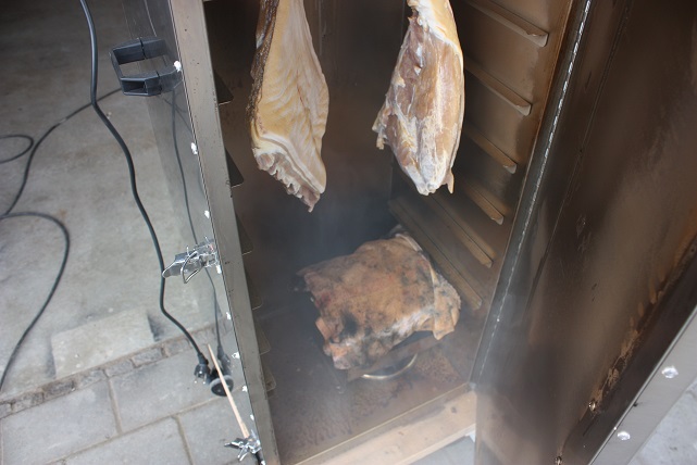 Im Räucherschrank