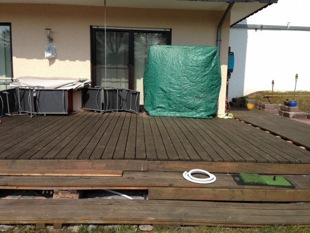 Hier noch ohne Wasser, daher 3 Rohre.