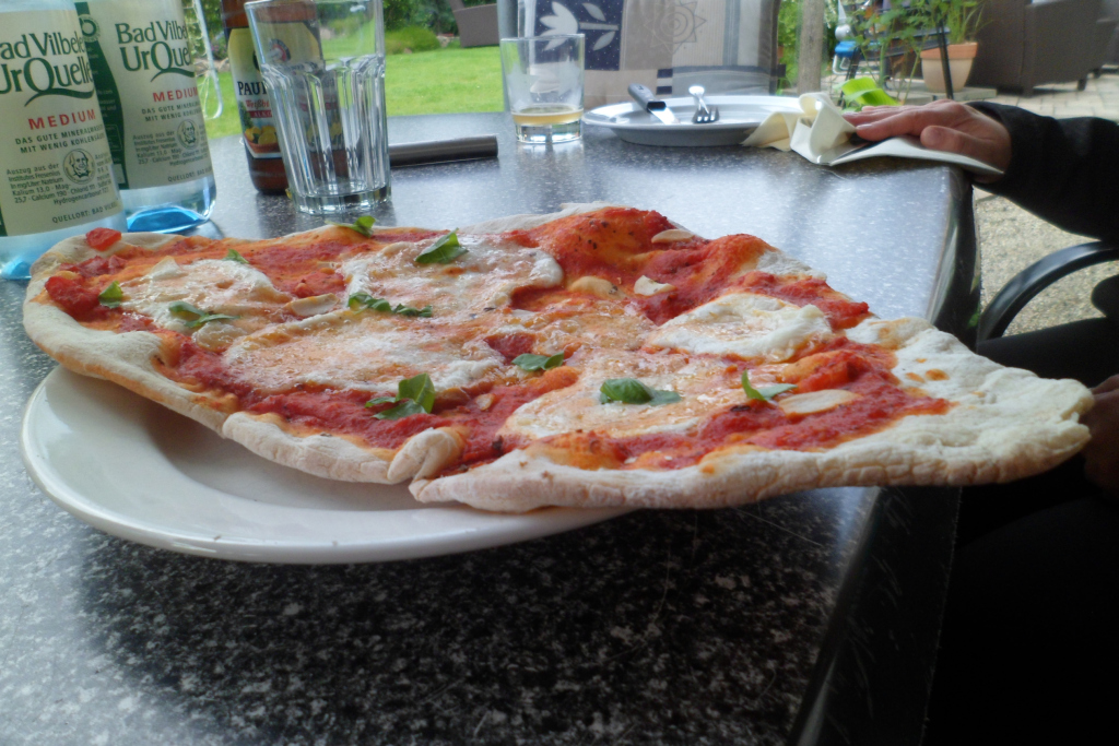 20.Pizza3.jpg