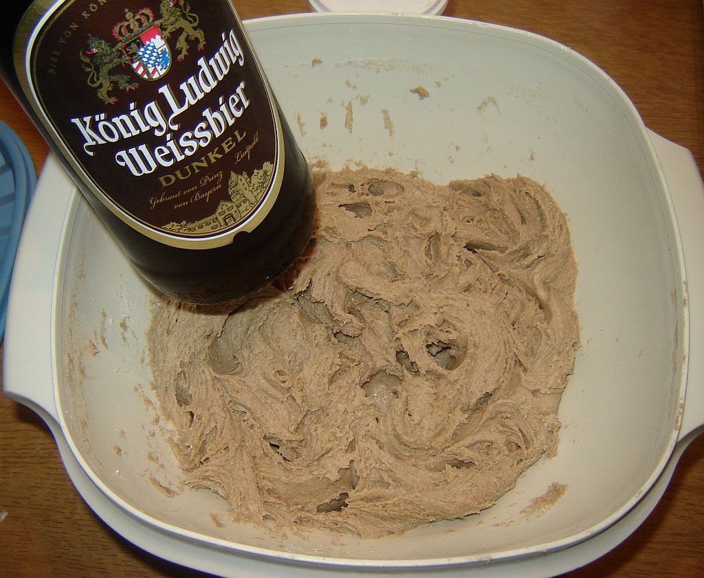 Sauerteigansatz mit Dunkelem Hefeweißbier