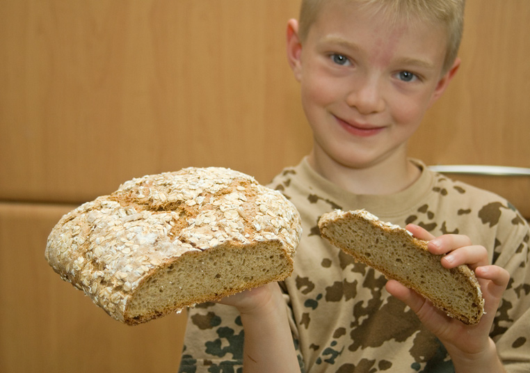 180813Bernd's-Holzschopfbrot-im-LBO-gebacken013.jpg