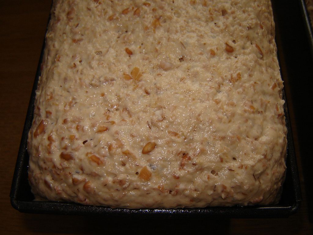 Dinkelsauerteigbrot06.jpg