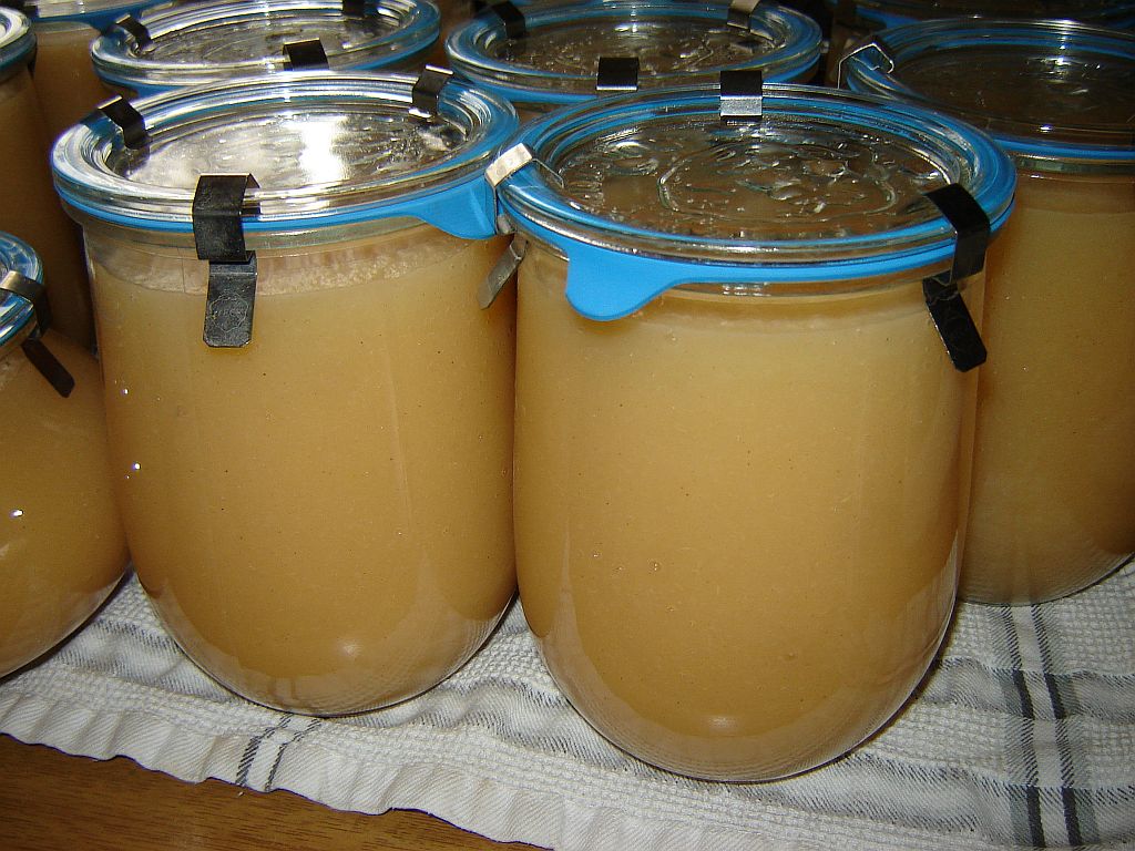 Muttentaler Apfelmus 02.jpg