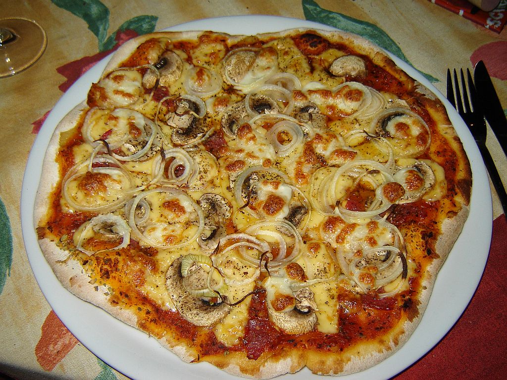 Pizza 01.jpg