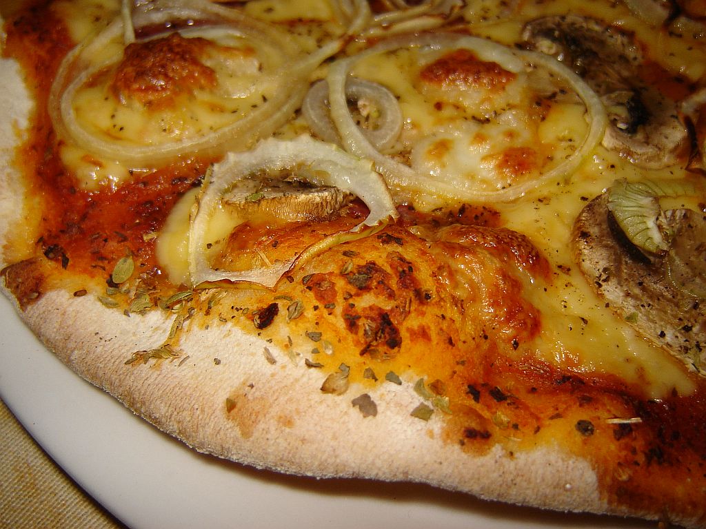 Pizza 02.jpg