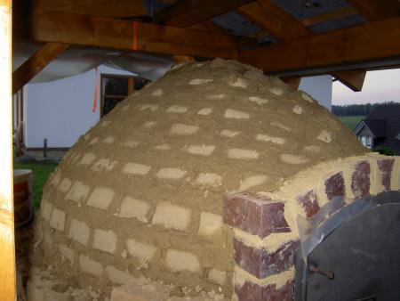 Kuppel von vorne, ein großes Ei geworden.