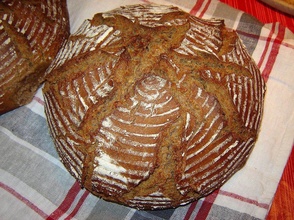 Roggenmischbrot08.jpg