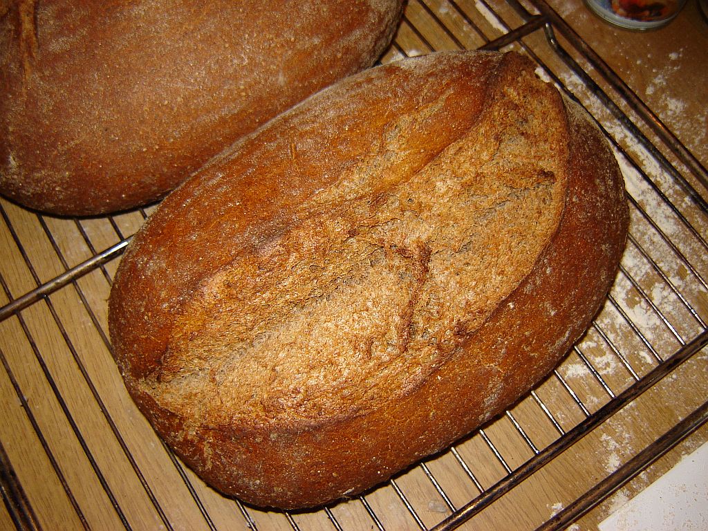 Vollkorn-Mischbrot02.jpg