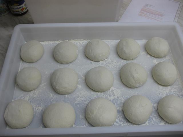 Pizzaballen zur Gare