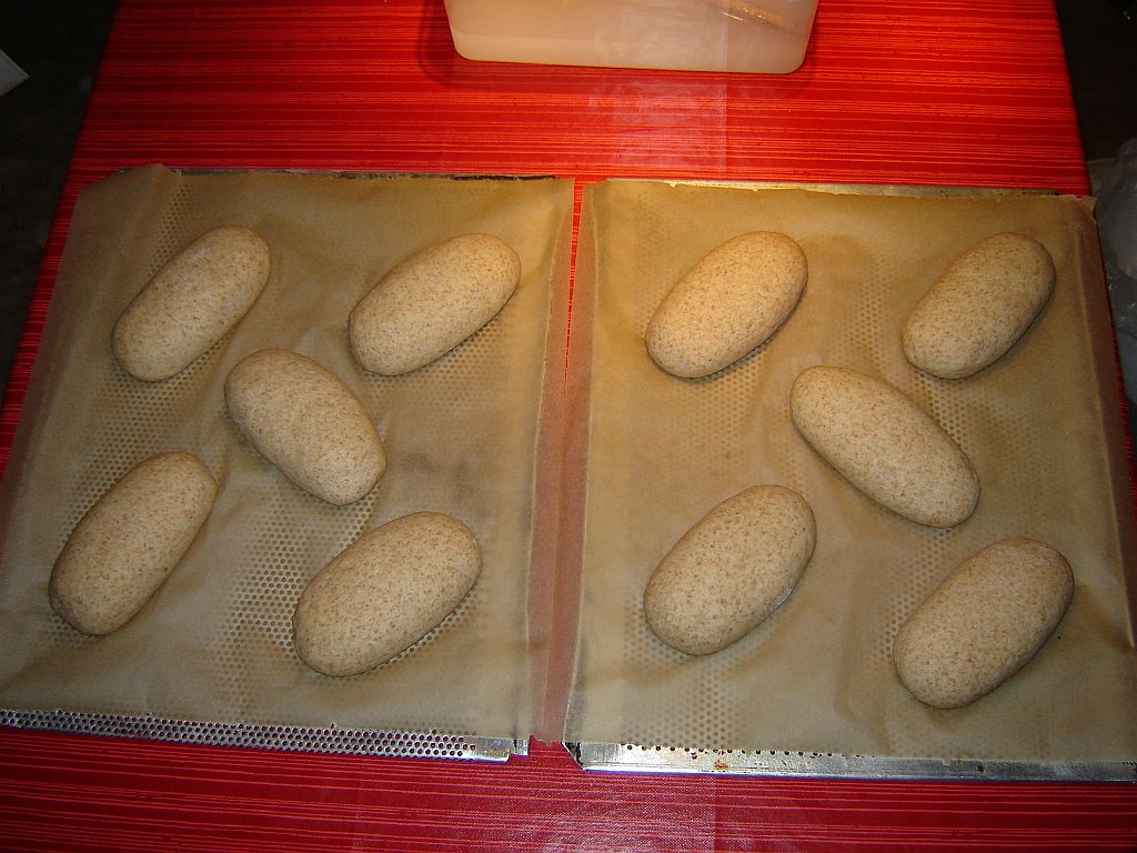 OBM13Vollkornbrötchen08.jpg