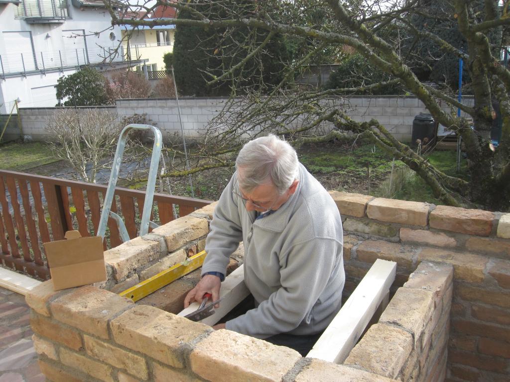 SBO Zwischenplatte Schalung Beginn.jpg