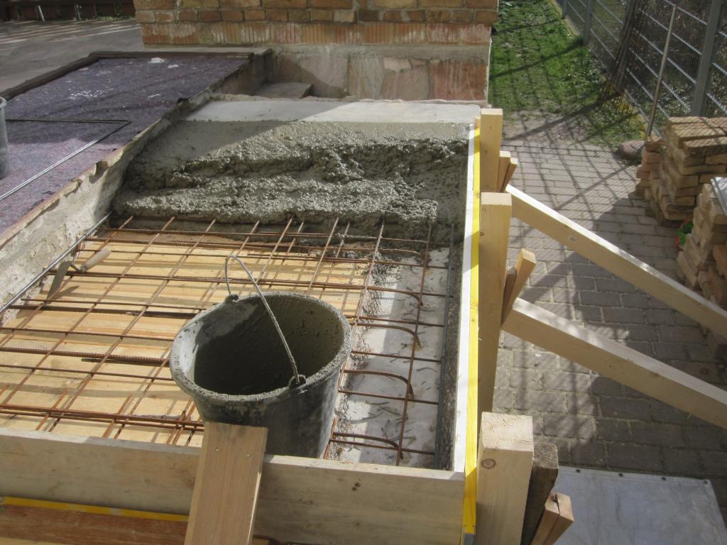 Terassenverlängerung Beton.jpg