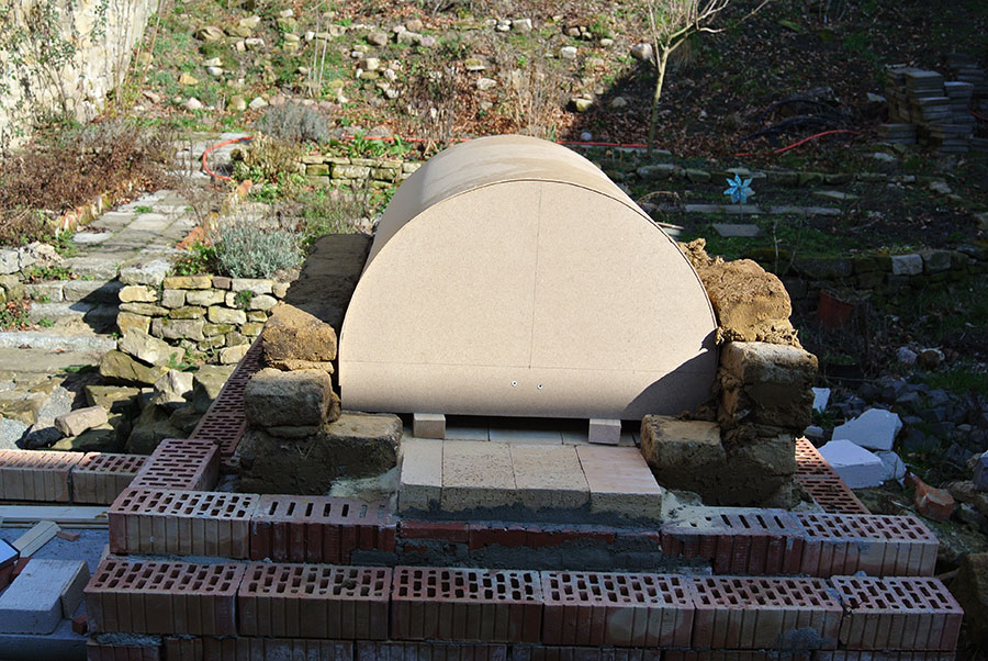 Lehrgerüst für das Lehmgewölbe
