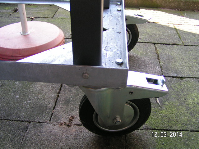 Fahrgestell für Backofen.JPG