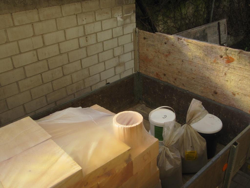 SBO kompakt Schamottesteine auf Anhänger 2.jpg