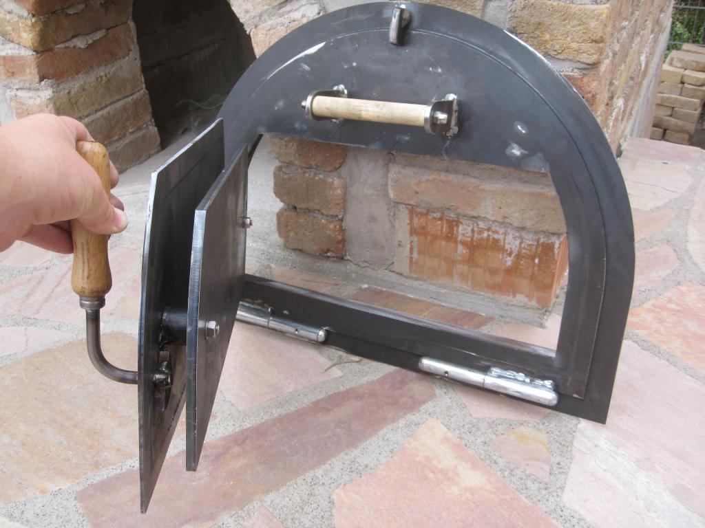 SBO Ofentüre geöffnet.jpg