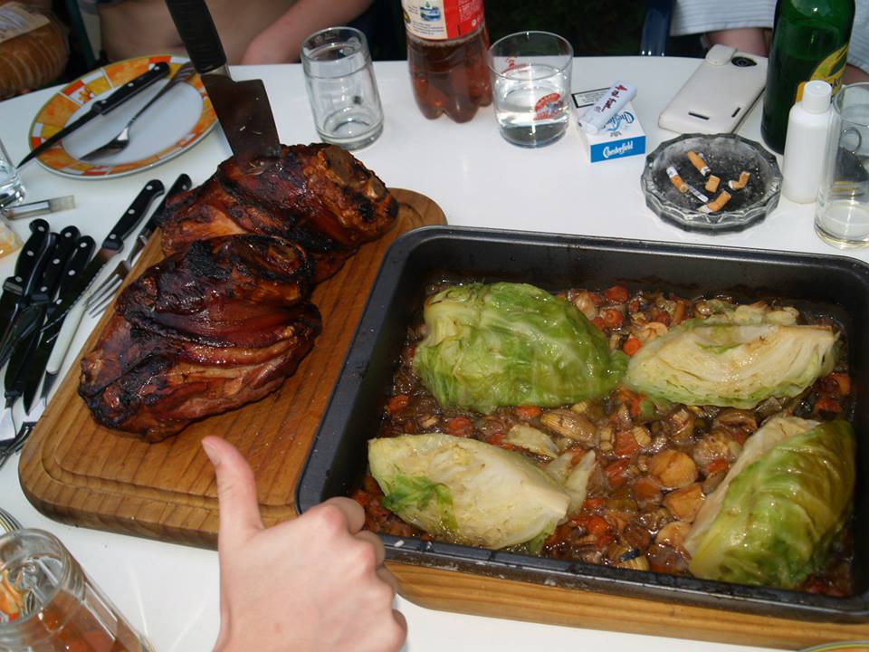 und unsere ersten stelzen leicht dunkel ich muß erst lernen t der hitze umgehen zu können