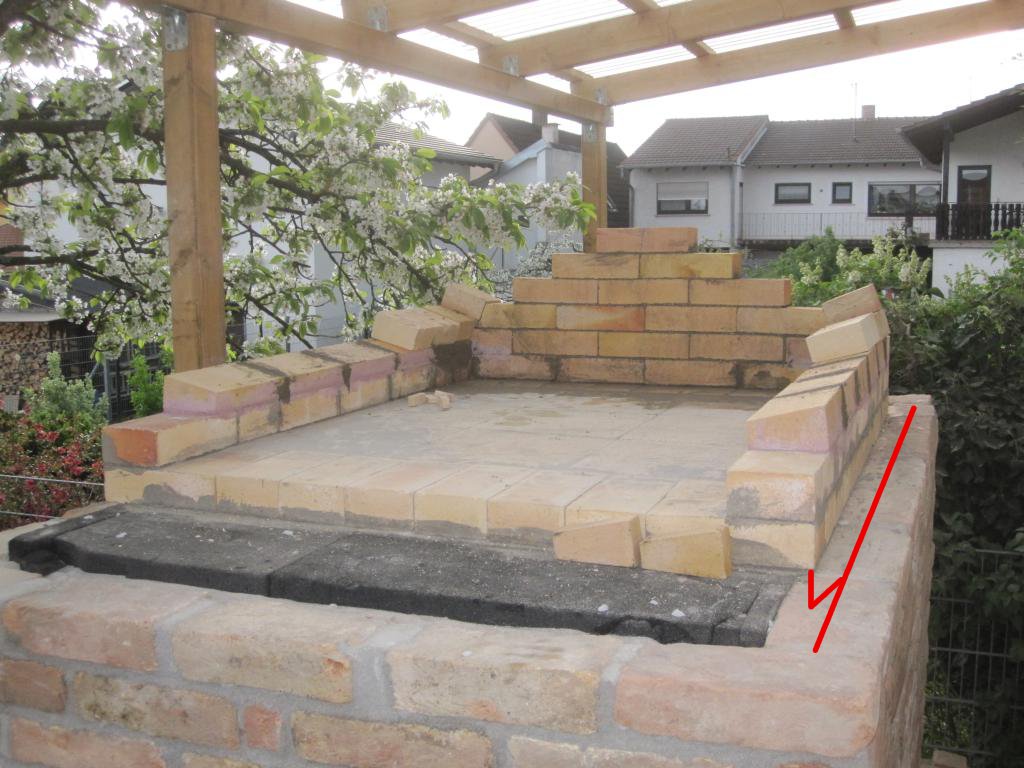 SBO Gewölbe Brennraum erste Aktivitäten.jpg