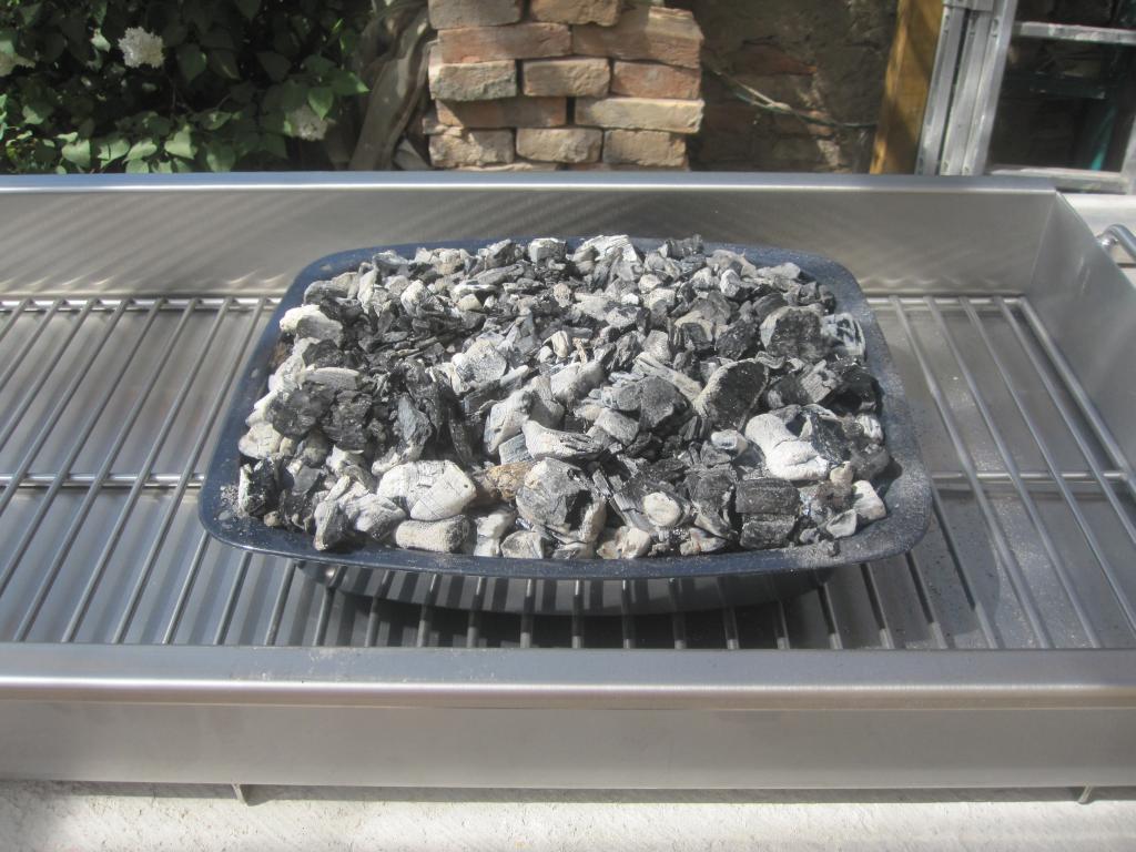Kartoffeln in Alu und Kohle.jpg