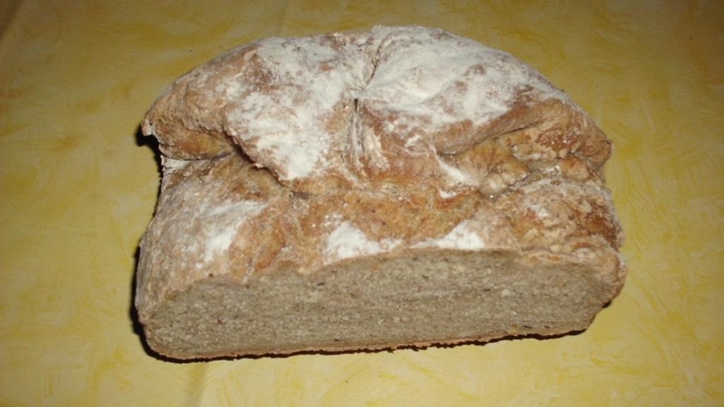 Bauernbrot mit Vollkornanteil