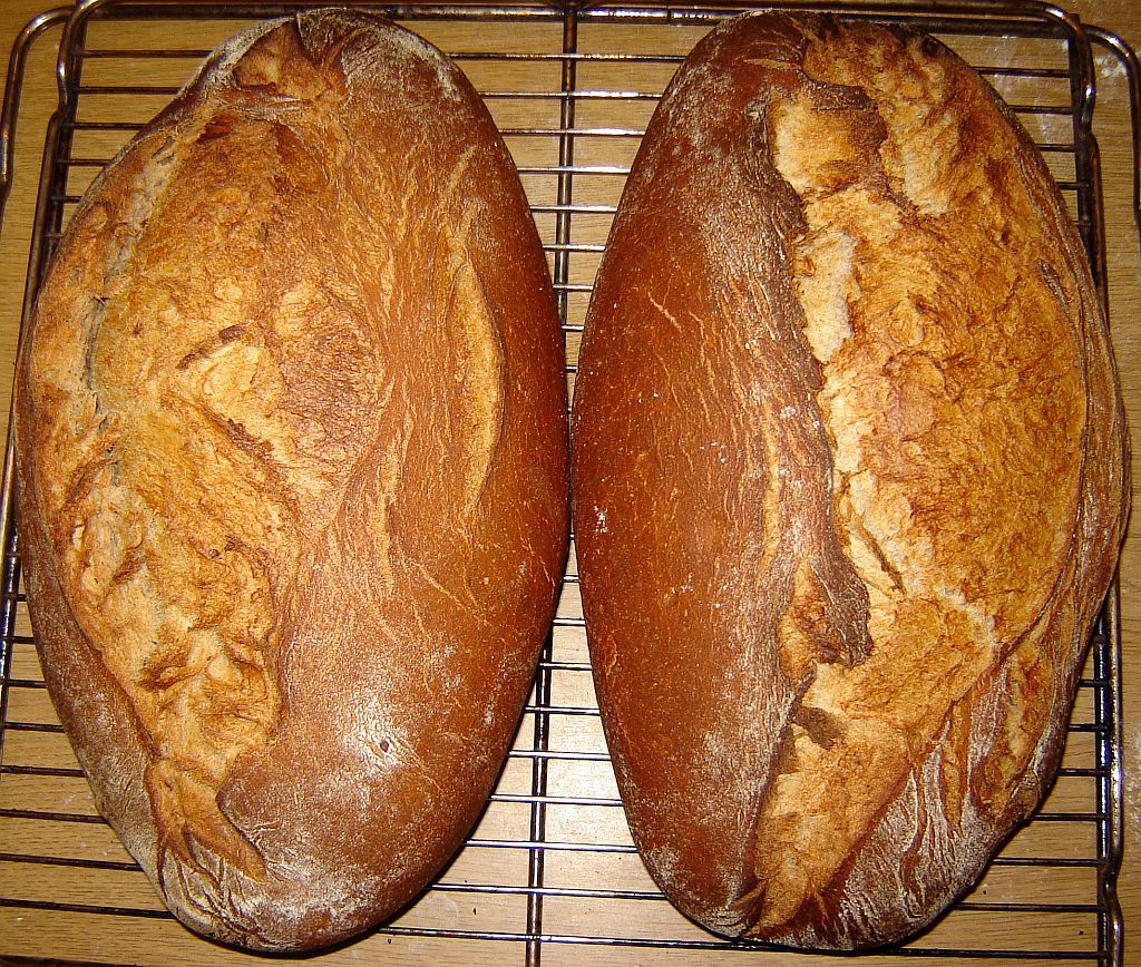 Rustikales Bauernbrot01.jpg
