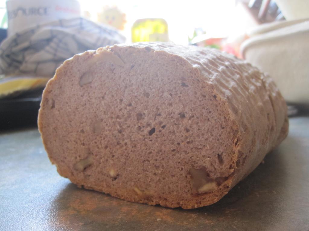 Anschnittbild Walnussbrot.jpg