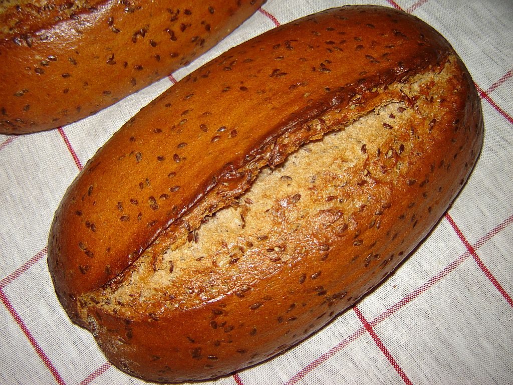 Leinsamenbrot02.jpg