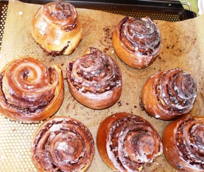 Nussschnecken fertig.JPG