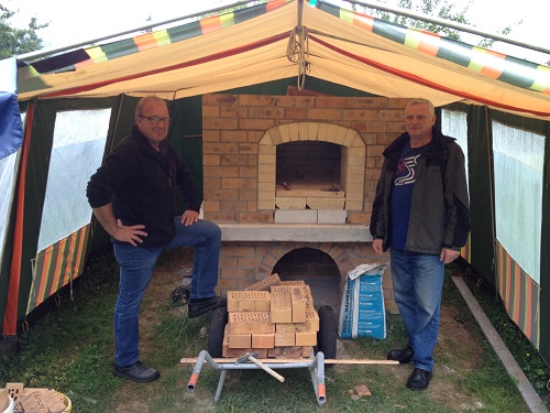 Besichtigung einer Ofenbaustelle ca. 5 Km von hier.
