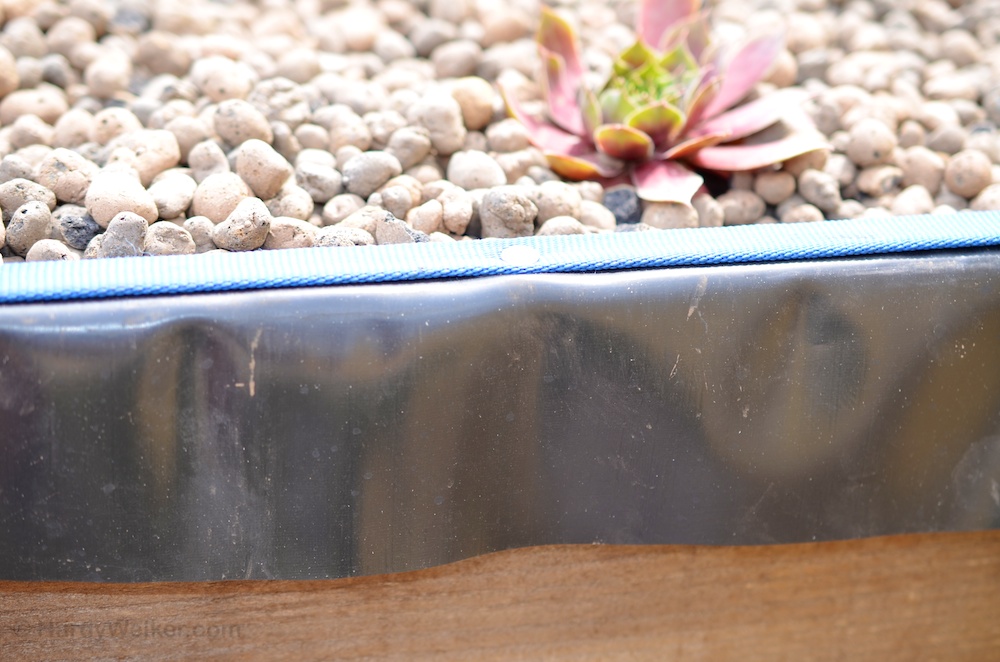 Gurtband bzw. Zurrbänder wurden verwendet um den genagelten Rand zu verstärken.