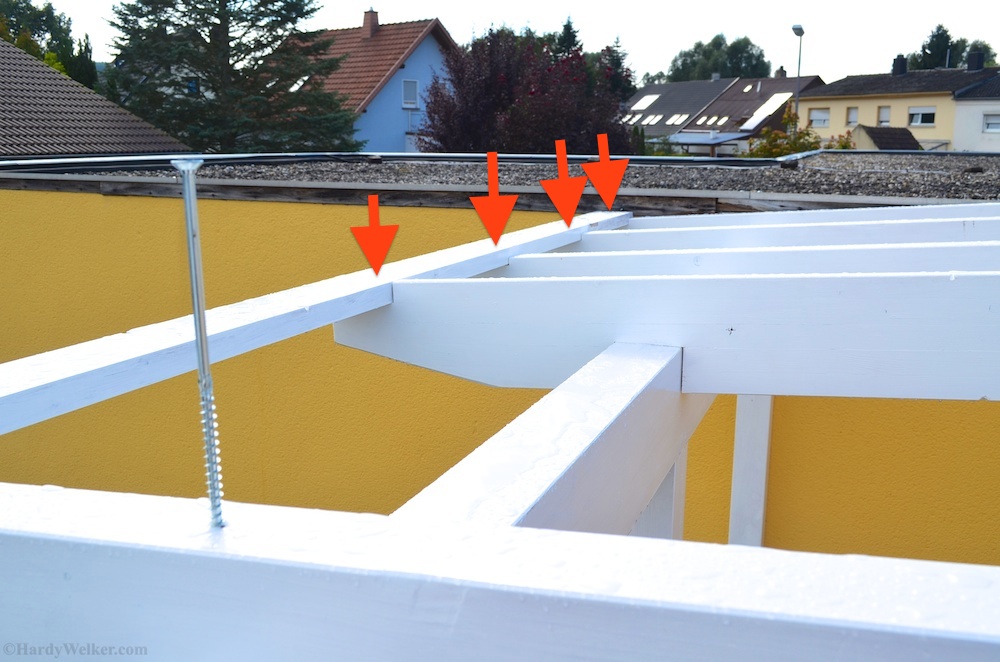 Holzaufbau Terrasse 3.jpg