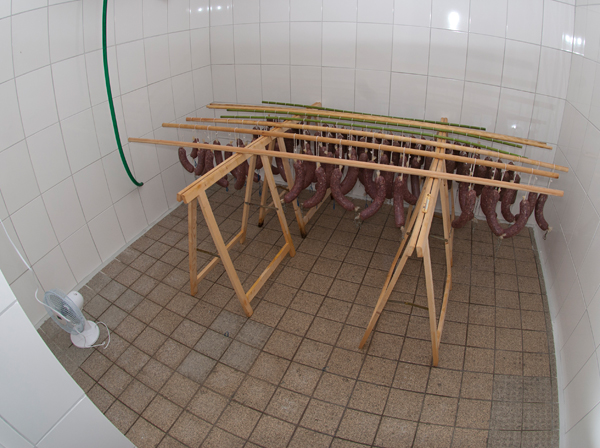 im Reiferaum - warten auf den Edelschimmel