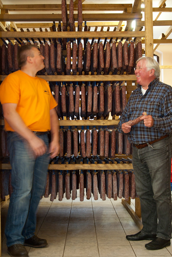 mit Herrn Rohde im Wurstlager