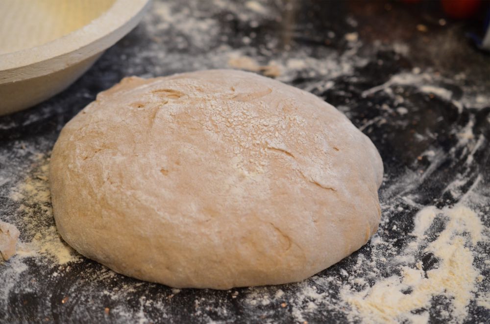 Kreuzerbrot mit 2x Sauerteig 1.jpg