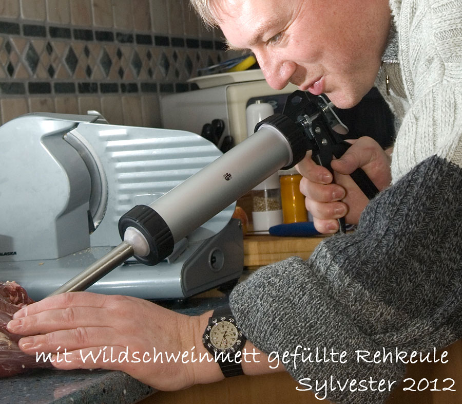291212004Rehkeule-mit-Mettfüllung02.jpg