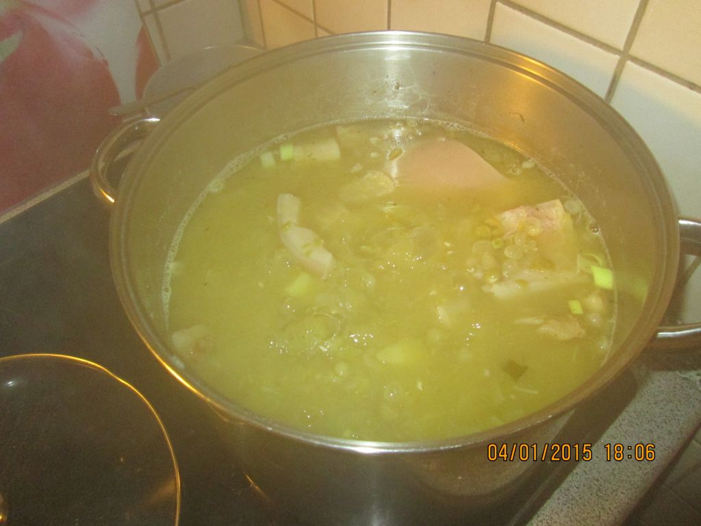 Erbsensuppe1.jpg