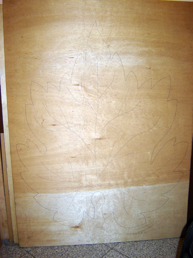 Esszimmerleuchte_Weinblatt01.jpg