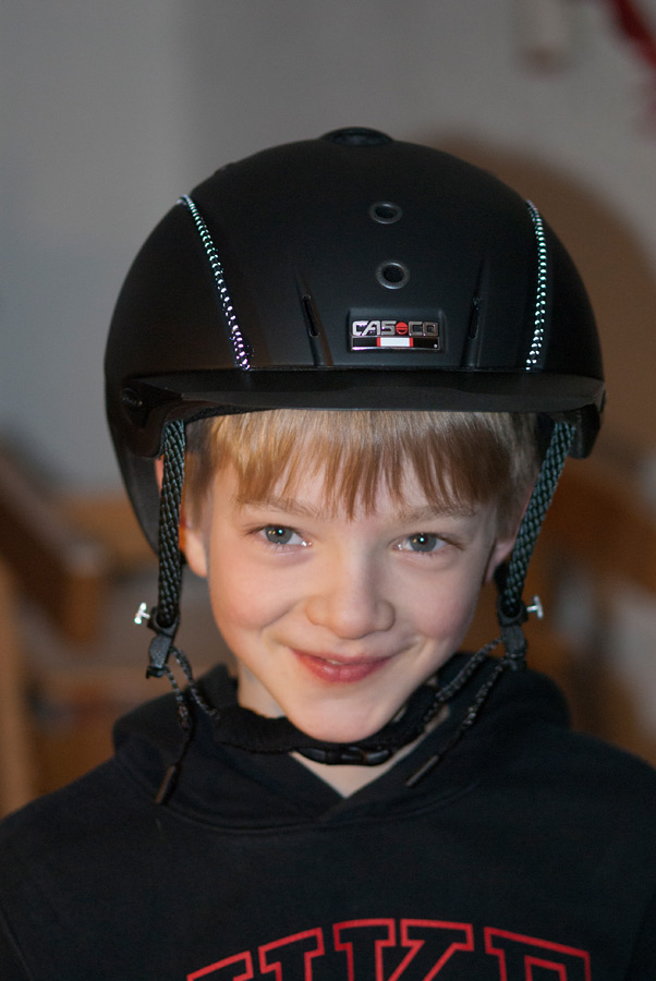 Willy mit meinem neuen Reithelm