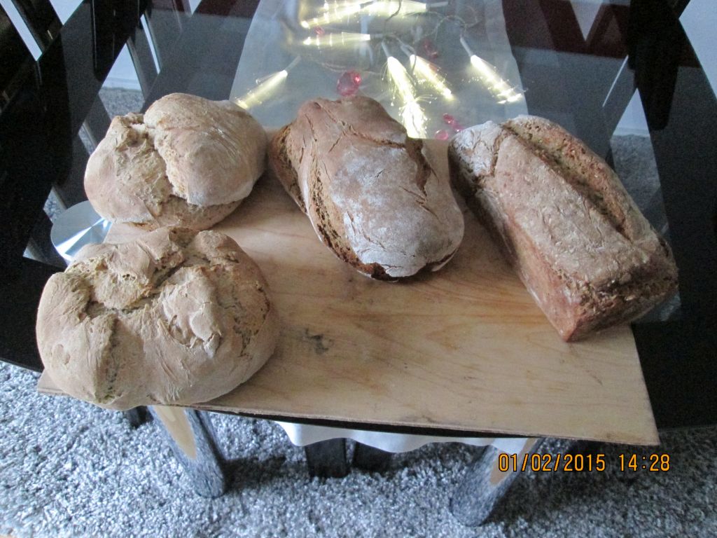 Sonntagsbrot.jpg
