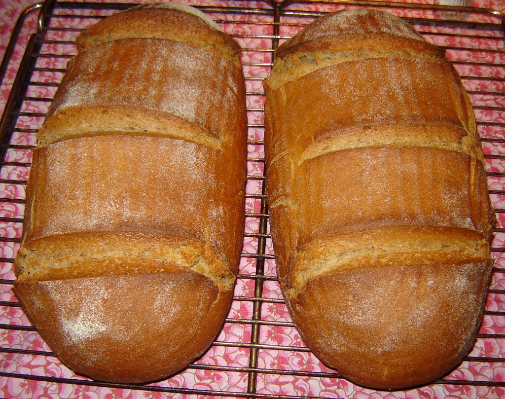 Mischbrot mit Altbrotanteil 02.jpg