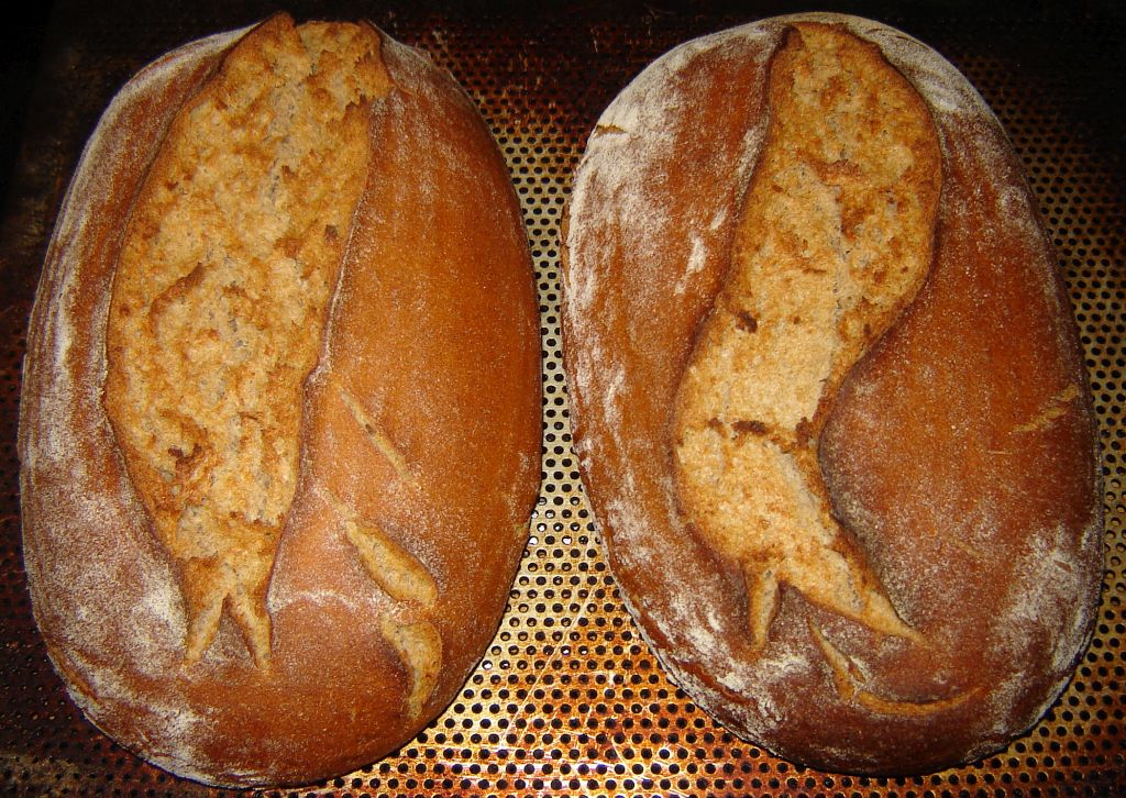 Mischbrot mit Altbrotanteil 03.jpg