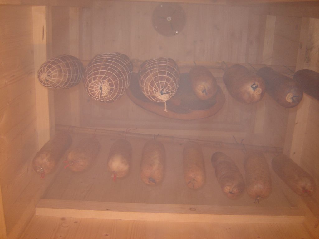 Schinken (4. Räuchergang), Blut- und Leberwurst vom Mini-Wurstel-OT (1. Räuchergang)