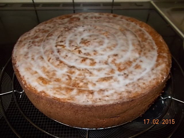 KürbisRührkuchen mit Rosinen-003.JPG