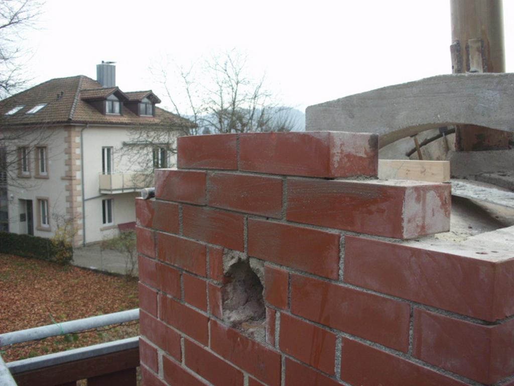 aufgemauert